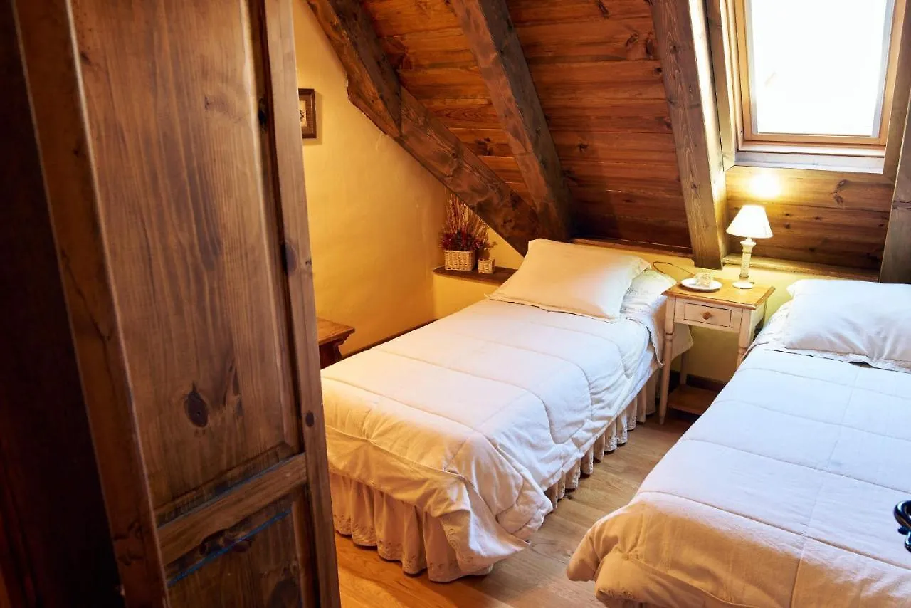 Apartamentos Solsalient Vilach  0*,  España