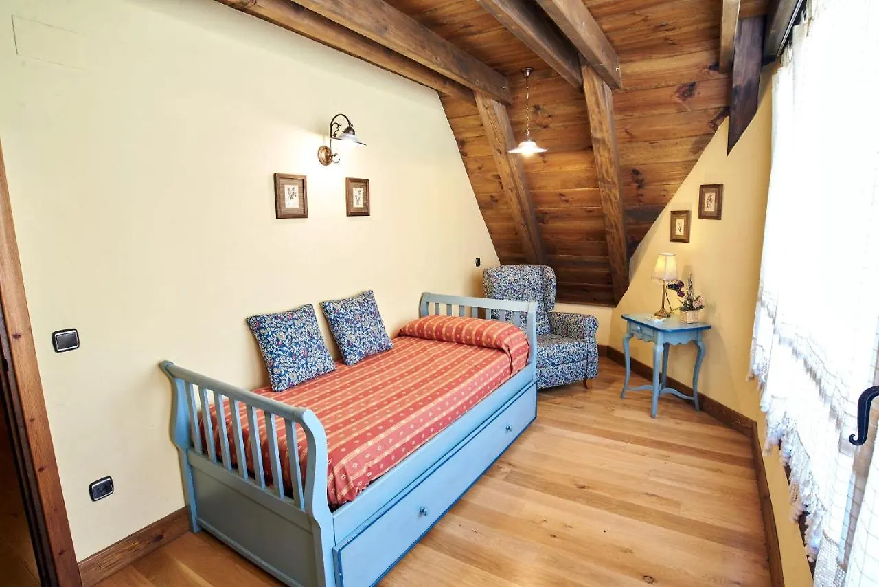 Apartamentos Solsalient Vilach  0*,