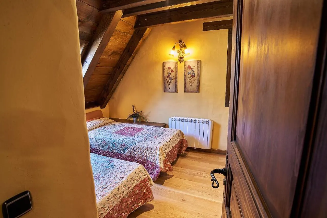 Apartamentos Solsalient Vilach  España