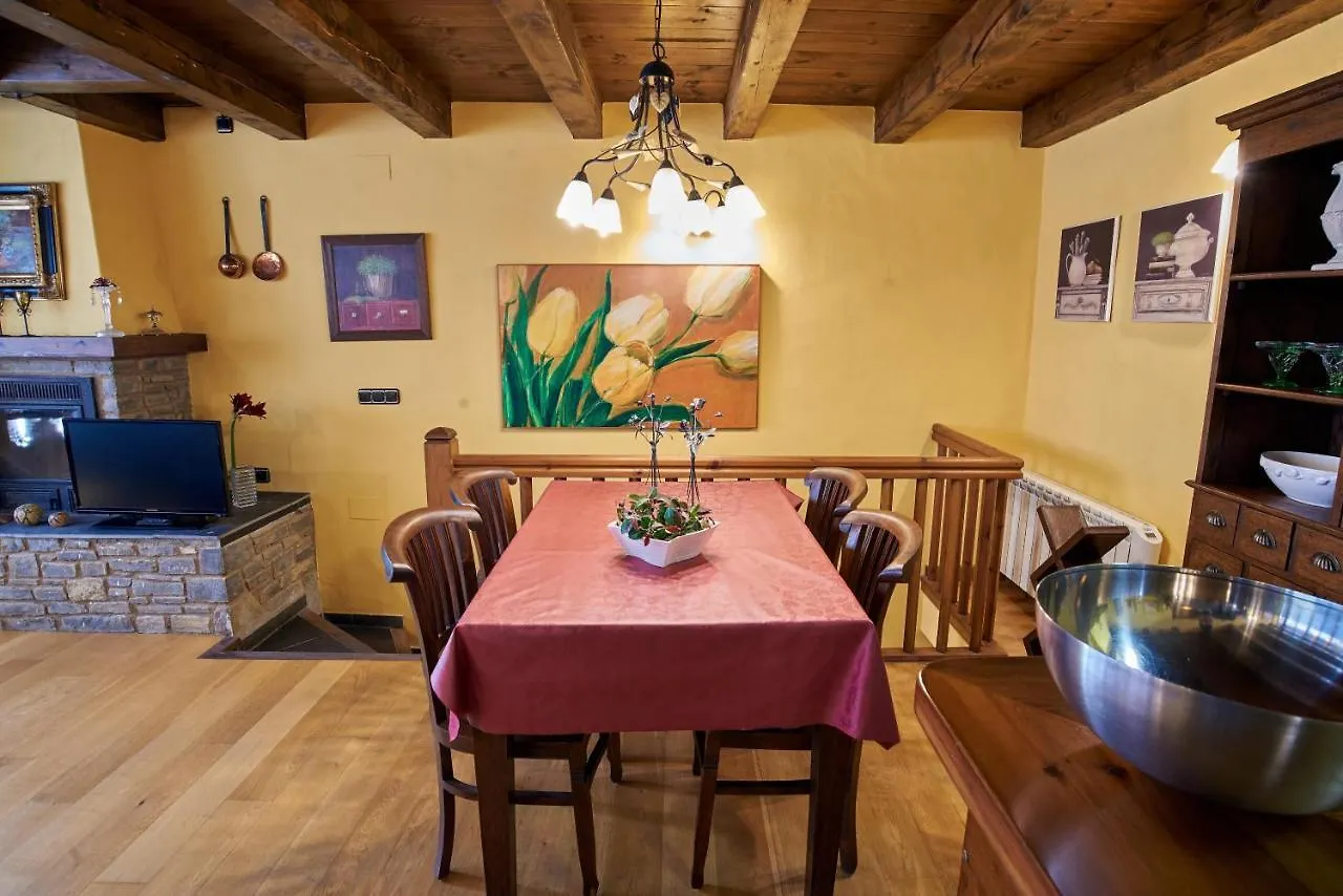 Apartamentos Solsalient Vilach  España